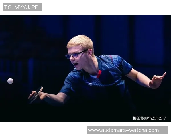 卷毛足球天才崛起：他如何凭借独特风格征服世界赛场