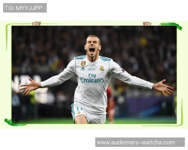 绿眼睛足球球星的传奇之路 从天赋到成就的辉煌历程