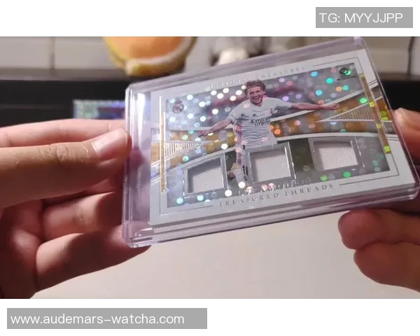 足球球星卡世界杯保签字热潮背后的市场机遇与粉丝文化解析 足球球星卡世界杯保签字热潮背后的市场机遇与粉丝文化解析