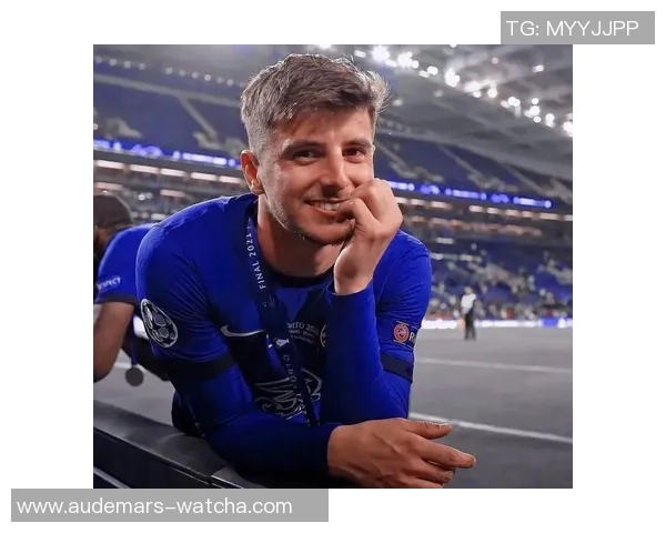 盘点足坛颜值与实力并存的帅哥足球球星魅力瞬间 盘点足坛颜值与实力并存的帅哥足球球星魅力瞬间